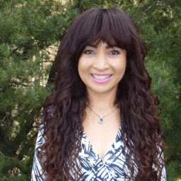 A photo of the stylist